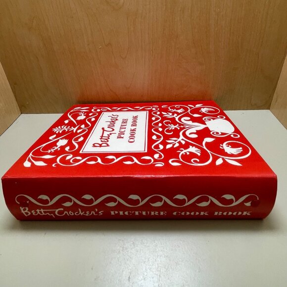 Betty Crockers Picture Cook Book Facsimile Edition Red Hardcover Spiral Bound - Picture 2 of 12